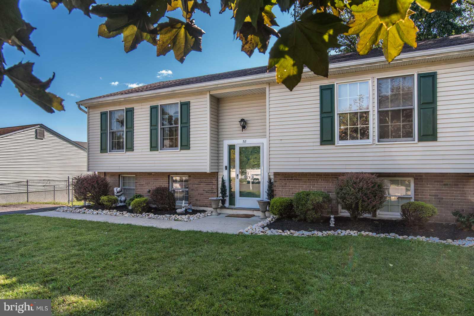 58 Meredith Road Trenton, NJ 08610 - Photo 3 of 51