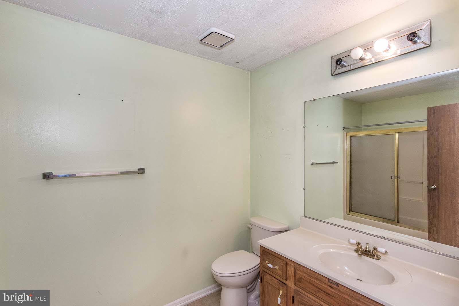 58 Meredith Road Trenton, NJ 08610 - Photo 35 of 51