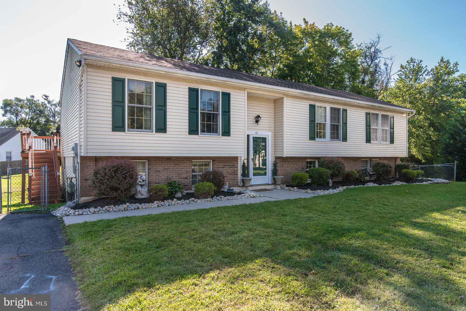 58 Meredith Road Trenton, NJ 08610 - Photo 5 of 51