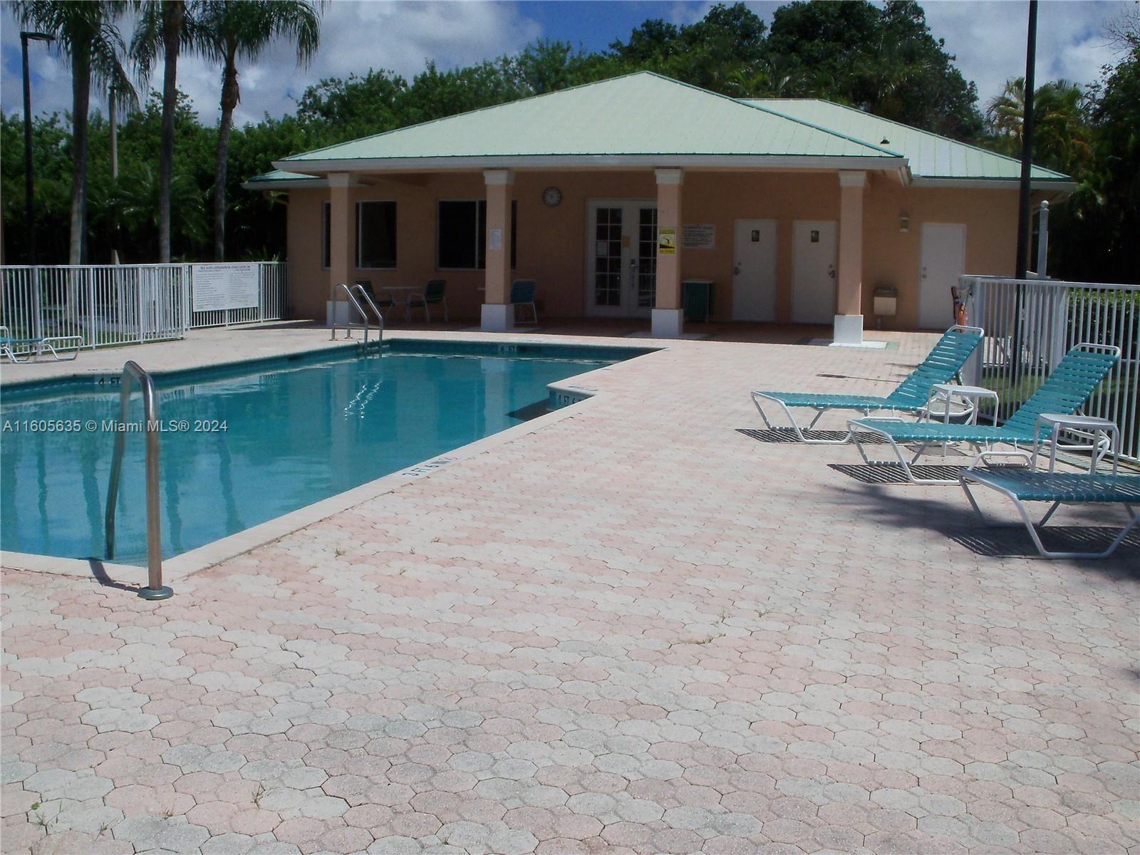 85 Gulfstream Road, Unit 312A Dania Beach, FL 33004 - Photo 19 of 20 Gallery Image 19