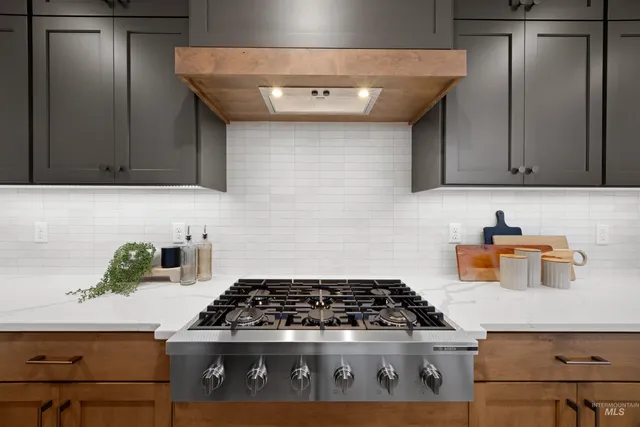 $1,049,500 | 2141 North Palaestra Avenue, Eagle, ID 83616