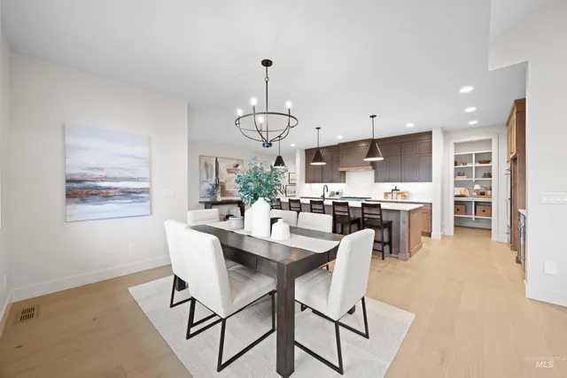 $1,049,500 | 2141 North Palaestra Avenue, Eagle, ID 83616