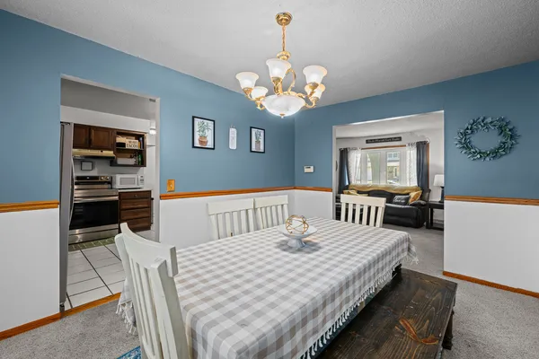 $259,900 | 3005 North Pine Street, Davenport, IA 52804