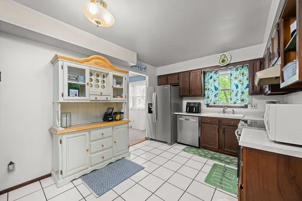 $259,900 | 3005 North Pine Street, Davenport, IA 52804