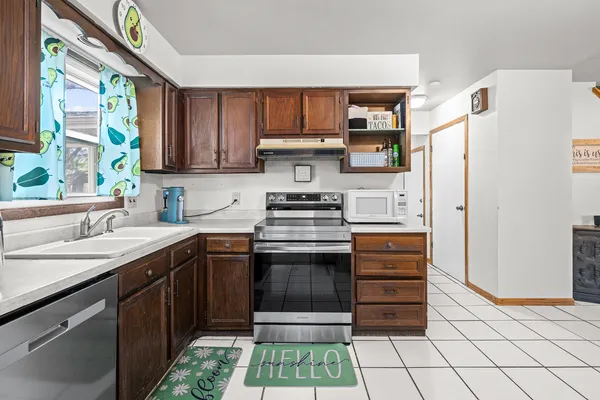 $259,900 | 3005 North Pine Street, Davenport, IA 52804
