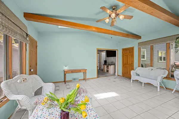 $259,900 | 3005 North Pine Street, Davenport, IA 52804