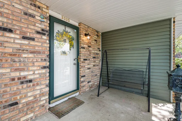 $259,900 | 3005 North Pine Street, Davenport, IA 52804