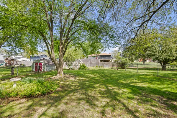 $259,900 | 3005 North Pine Street, Davenport, IA 52804