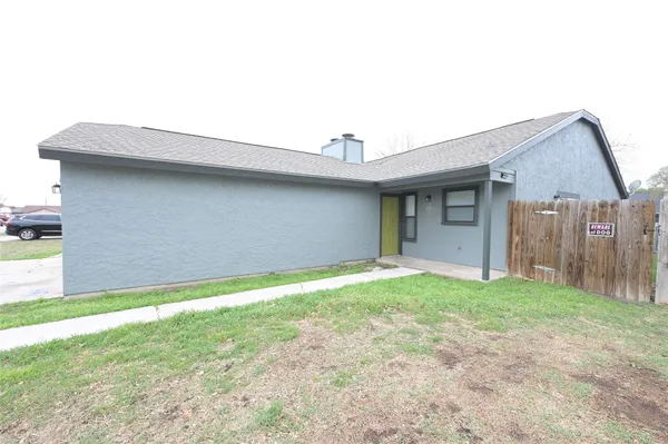a backyard of a house