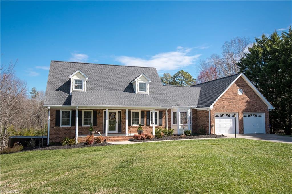 4881 Hampton Road Clemmons, NC 27012 - Photo 1 of 30 Gallery Image 1