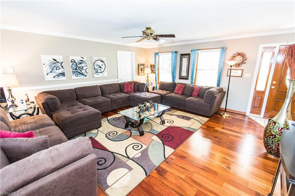 4881 Hampton Road Clemmons, NC 27012 - Photo 9 of 30 Gallery Image 9