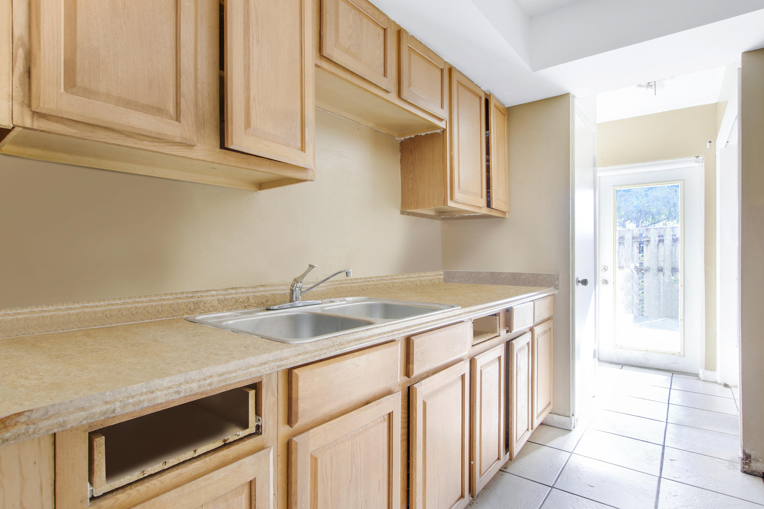 941 Southwest 20th Court Delray Beach, FL 33445 - Photo 3 of 23 1