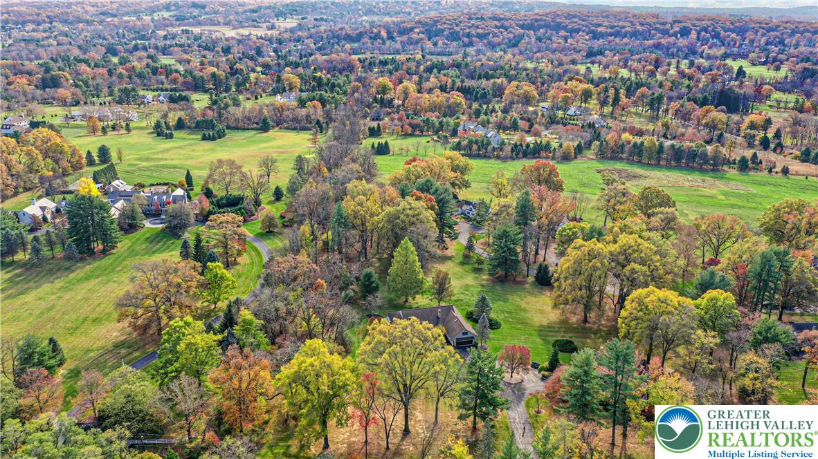 1588 Saucon Valley Road Bethlehem, PA 18015 - Photo 32 of 35 a view of a city