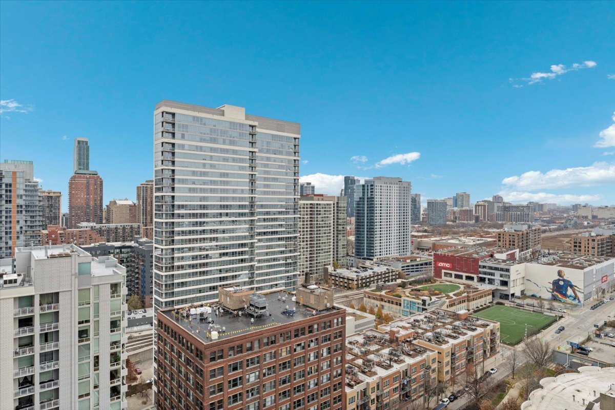 234 West Polk Street, Unit 2612 Chicago, IL 60607 - Photo 39 of 39