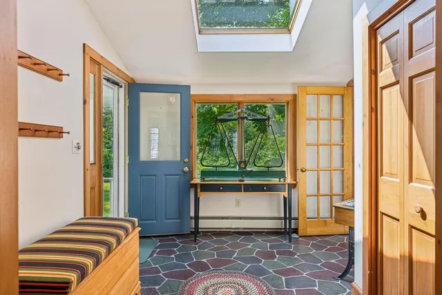 $2,175,000 | 61 Sawyer Road, Chebeague Island, ME 04017