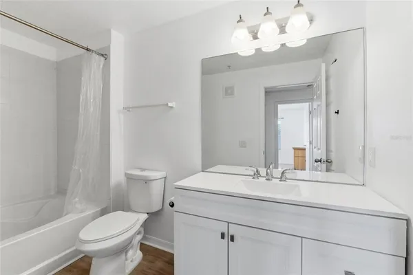 $260,000 | 1950 Summer Club Drive, Unit 214, Oviedo, FL 32765