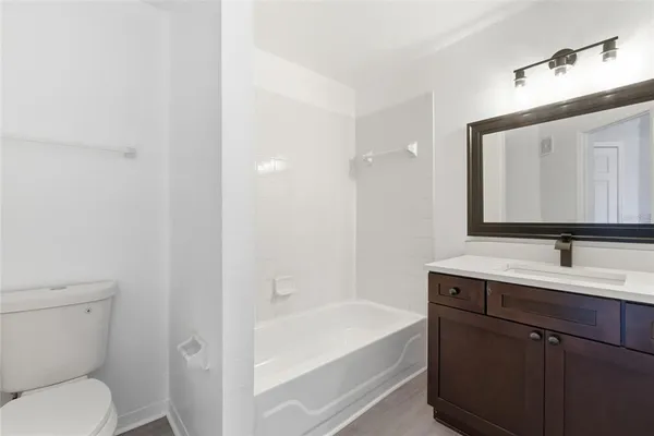 $260,000 | 1950 Summer Club Drive, Unit 214, Oviedo, FL 32765
