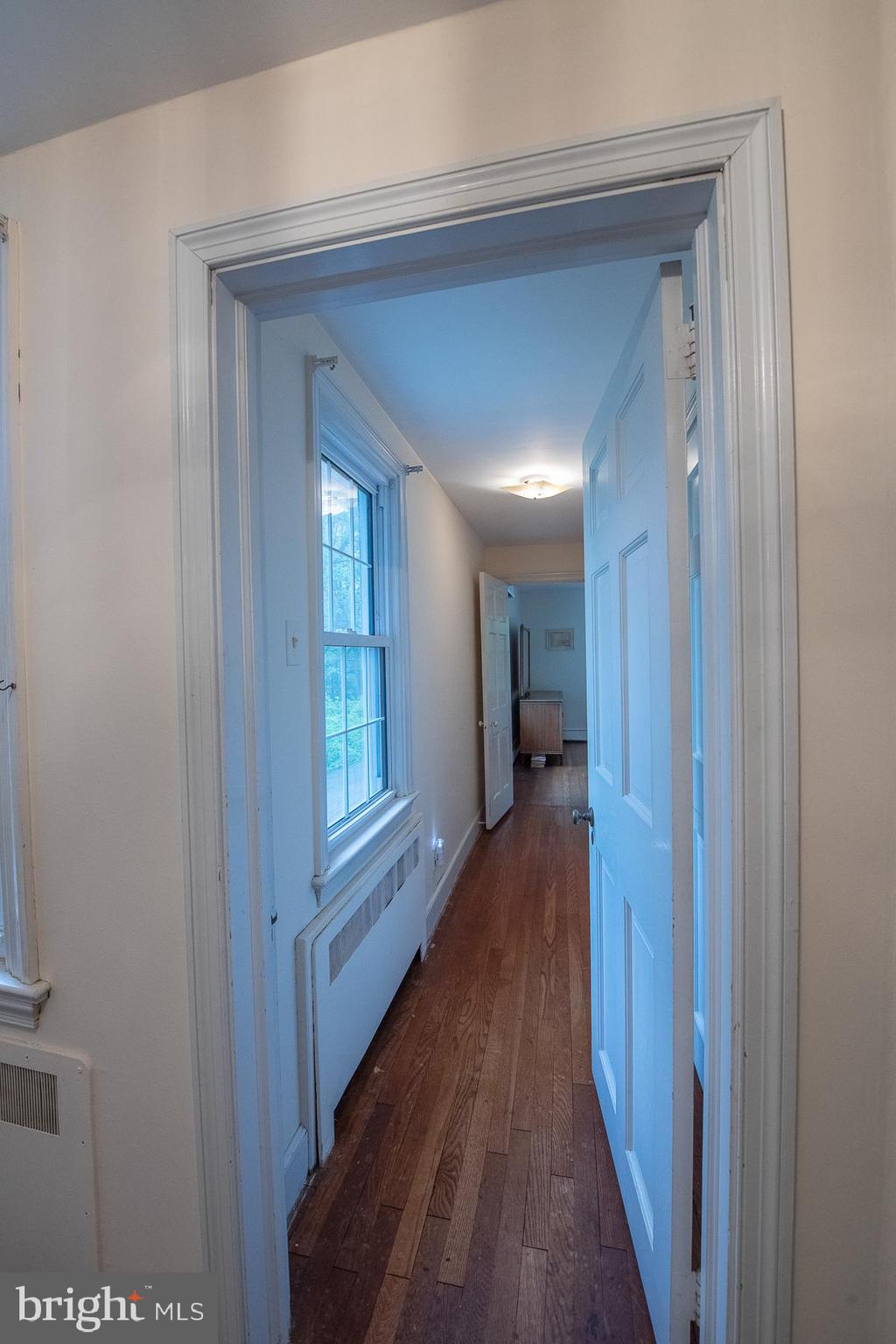 826 West King Road Malvern, PA 19355 - Photo 33 of 43 Private entry to Master Suite