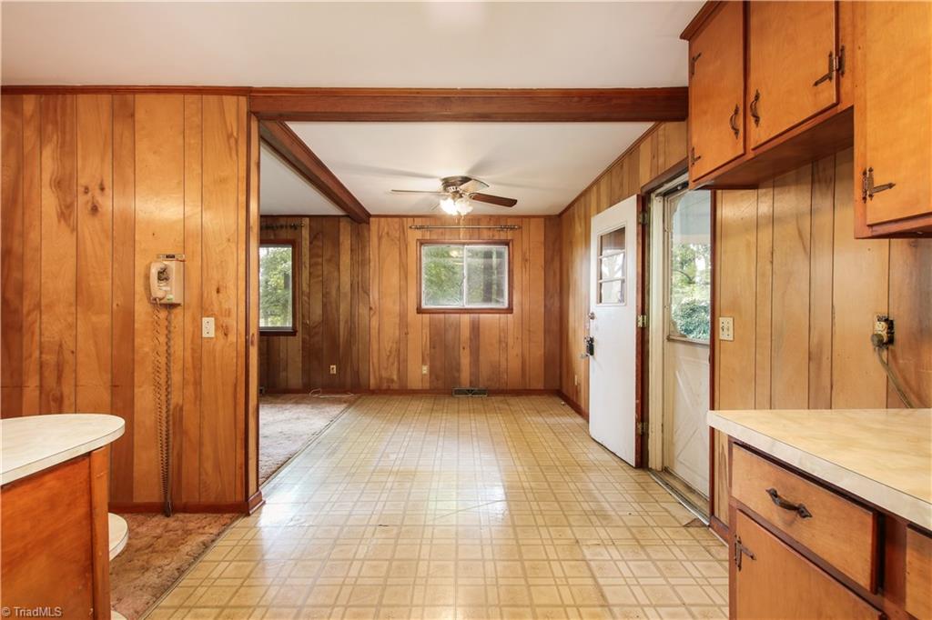 1114 Kentmere Road Greensboro, NC 27406 - Photo 21 of 34 Gallery Image 21