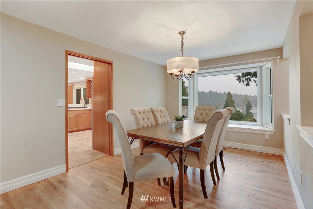 18319 West Spring Lake Drive Southeast Renton, WA 98058 - Photo 13 of 40 Gallery Image 13