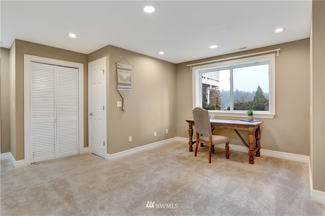 18319 West Spring Lake Drive Southeast Renton, WA 98058 - Photo 26 of 40 Gallery Image 26