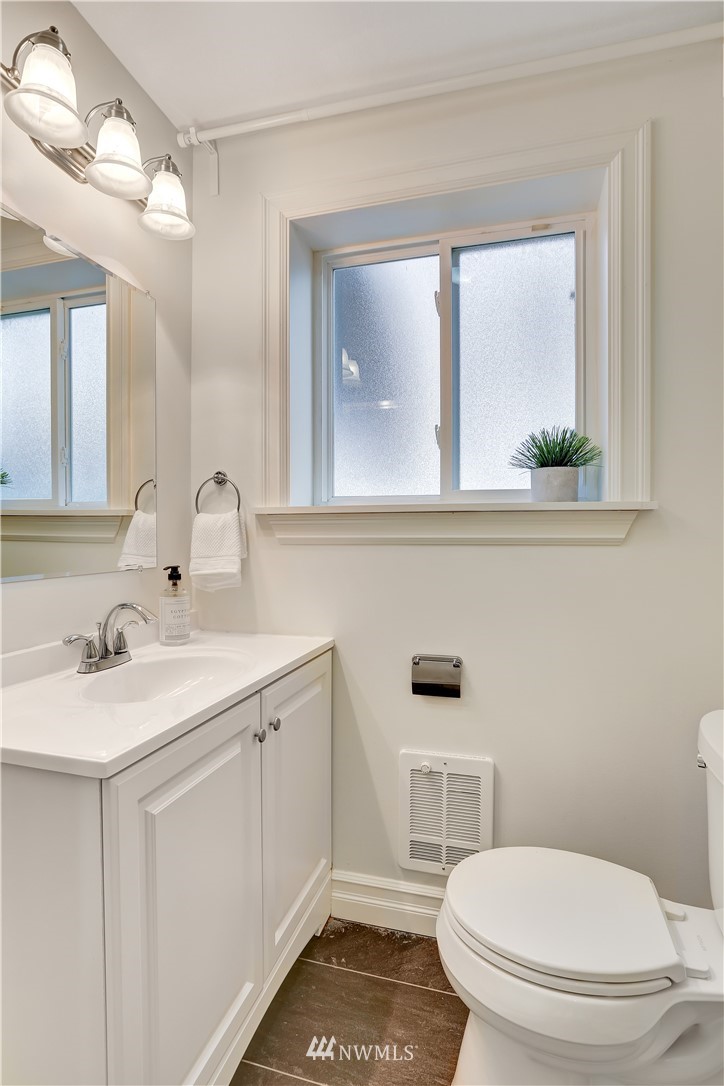 18319 West Spring Lake Drive Southeast Renton, WA 98058 - Photo 28 of 40 Gallery Image 28