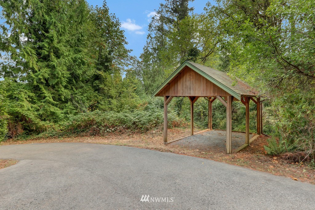 18319 West Spring Lake Drive Southeast Renton, WA 98058 - Photo 32 of 40 Gallery Image 32