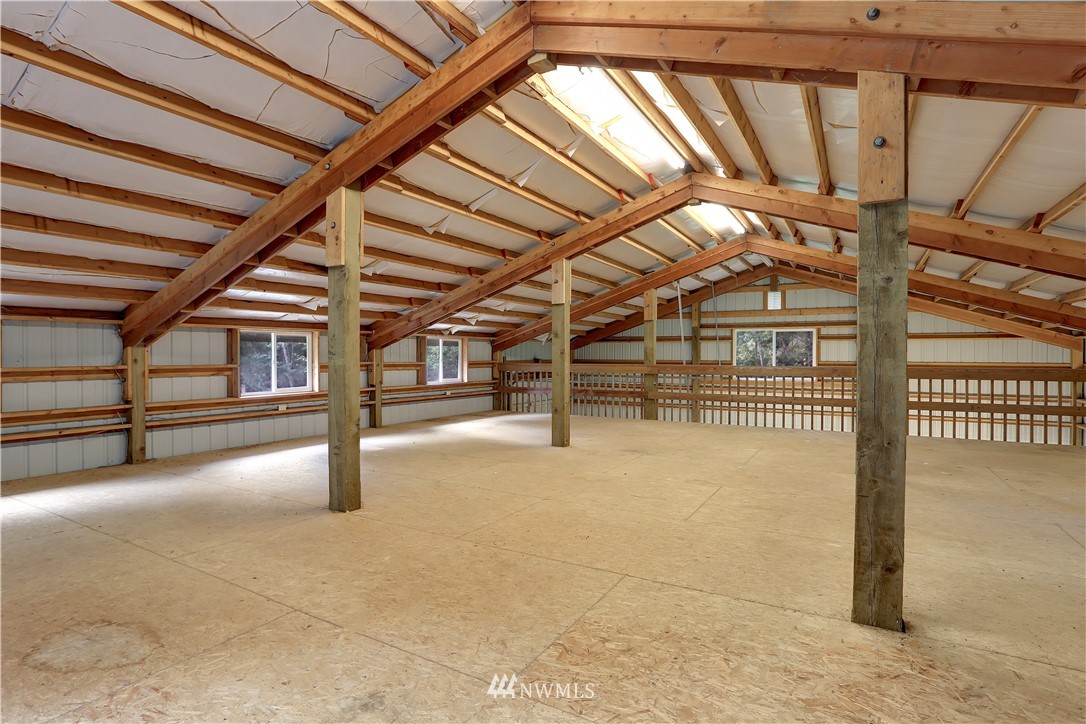18319 West Spring Lake Drive Southeast Renton, WA 98058 - Photo 37 of 40 Gallery Image 37