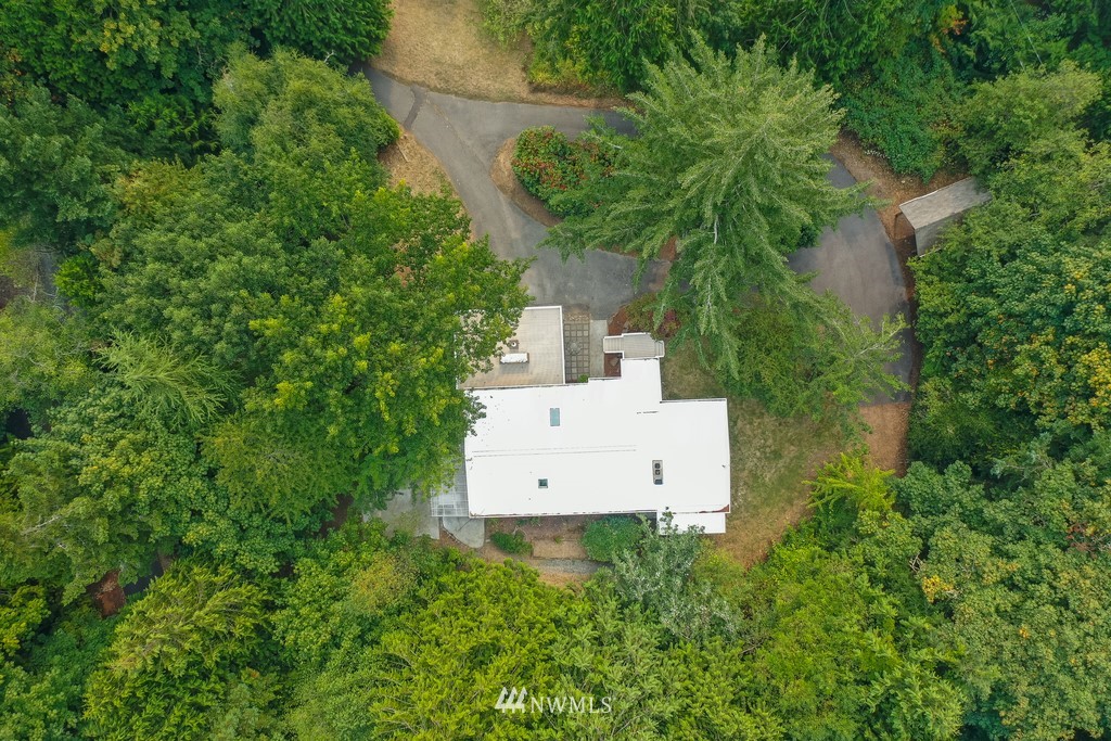 18319 West Spring Lake Drive Southeast Renton, WA 98058 - Photo 38 of 40 Gallery Image 38