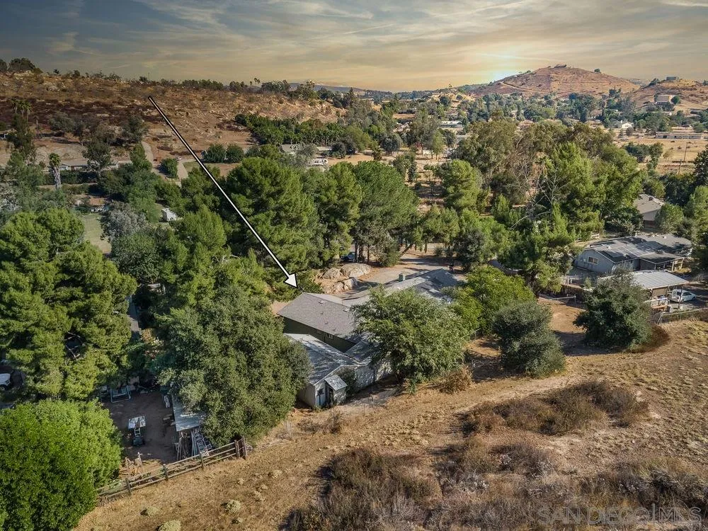 529 Amigos Road Ramona, CA 92065 - Photo 2 of 48 Gallery Image 2