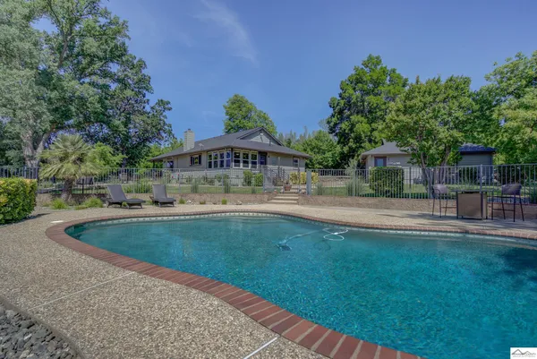 $1,550,000 | 18525 Farquhar Road, Cottonwood, CA 96022
