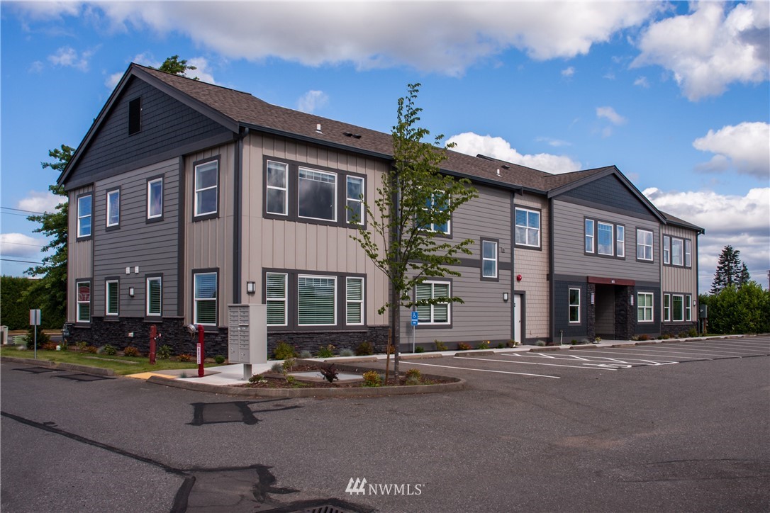 8844 Depot Road, Unit 206 Lynden, WA 98264 - Photo 1 of 22 Gallery Image 1