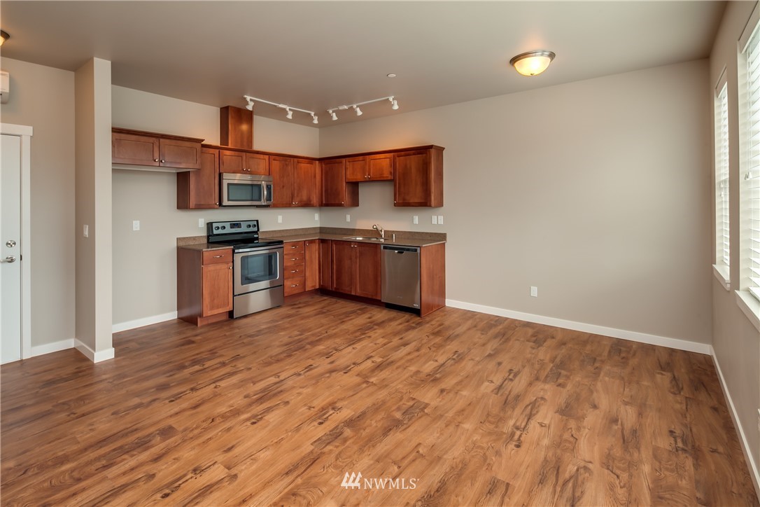 8844 Depot Road, Unit 206 Lynden, WA 98264 - Photo 14 of 22 Gallery Image 14