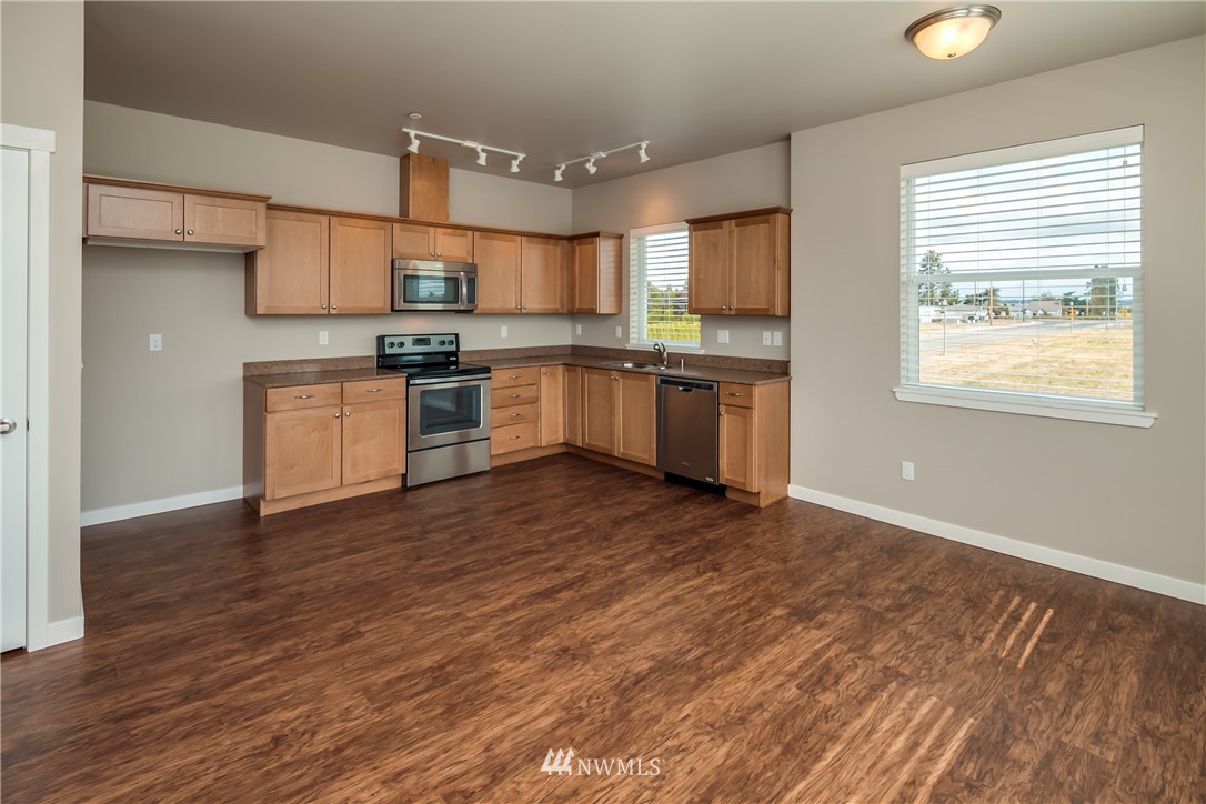 8844 Depot Road, Unit 206 Lynden, WA 98264 - Photo 7 of 22 Gallery Image 7