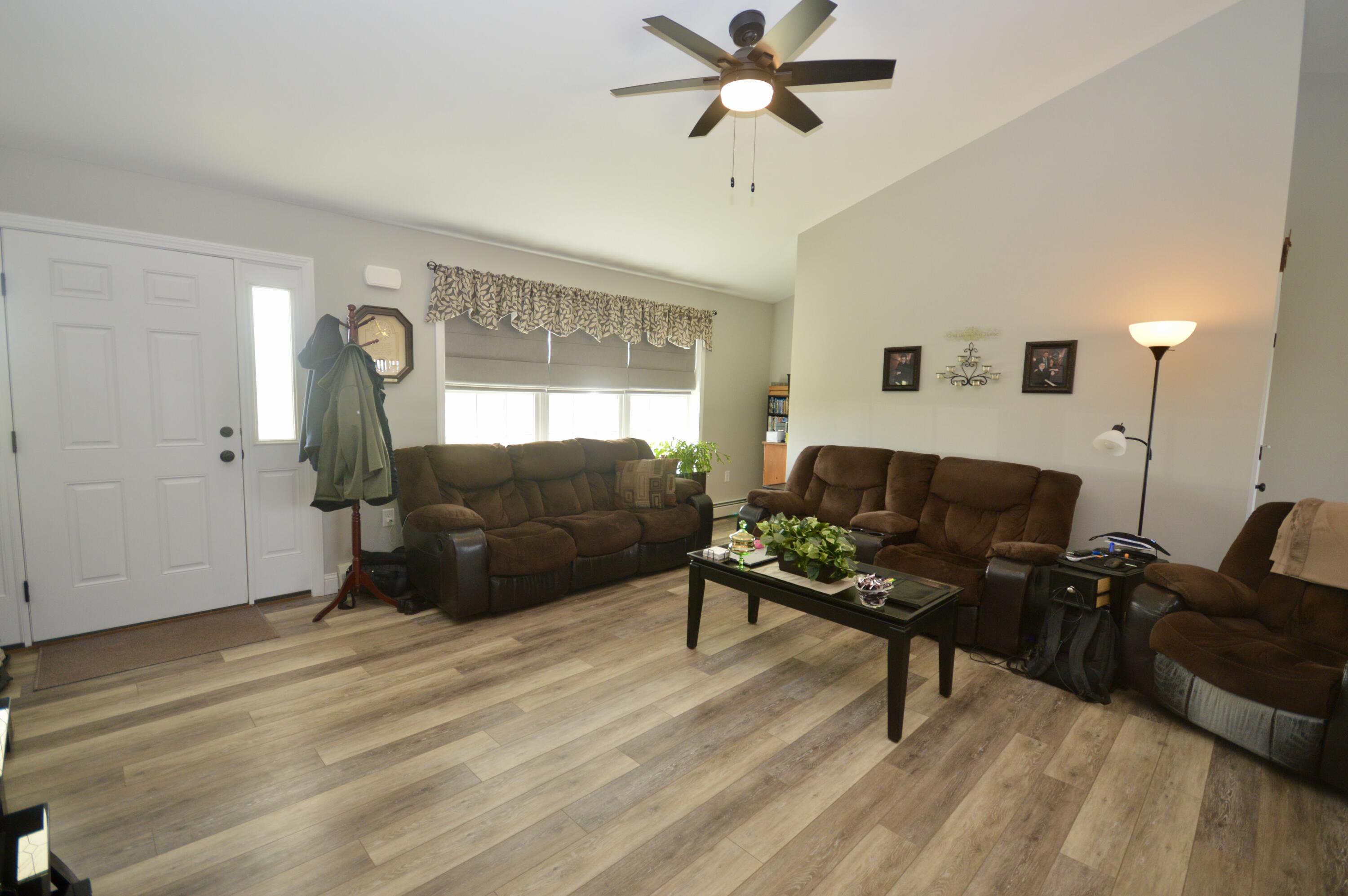 879 Blackstream Road Hermon, ME 04401 - Photo 9 of 42