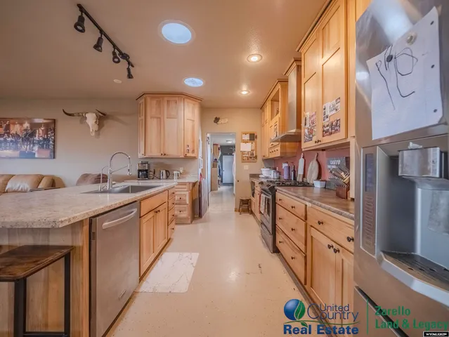 $1,750,000 | 6242 Johnson Lateral, Casper, WY 82604