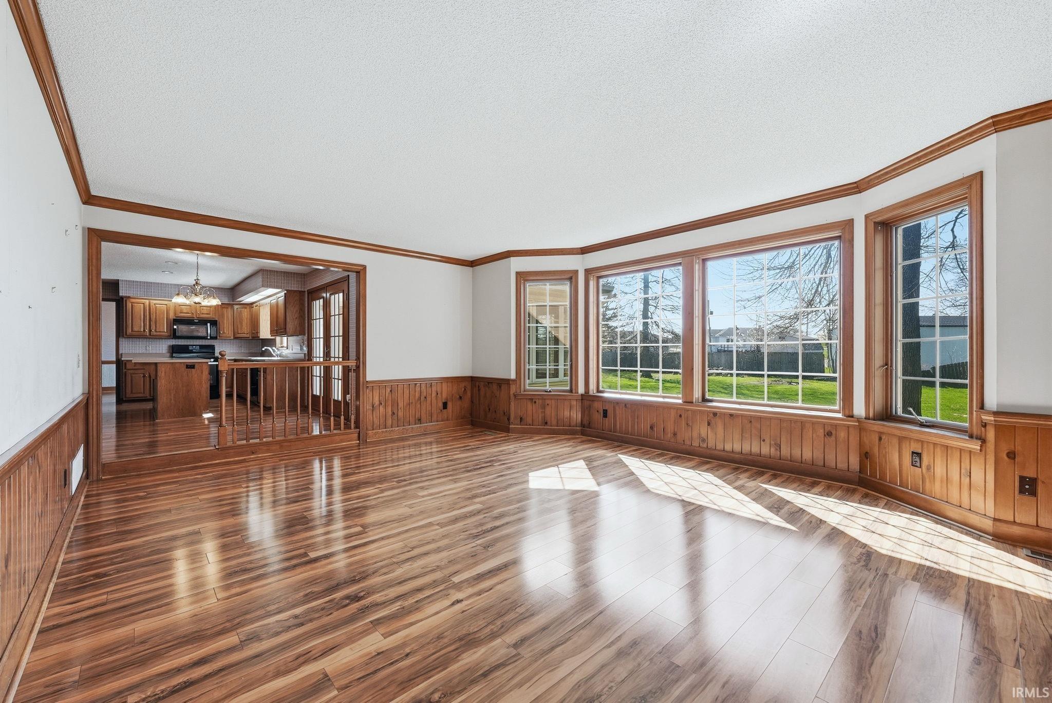 6030 Spring Pond Road Fort Wayne, IN 46845 - Photo 14 of 36 Gallery Image 14