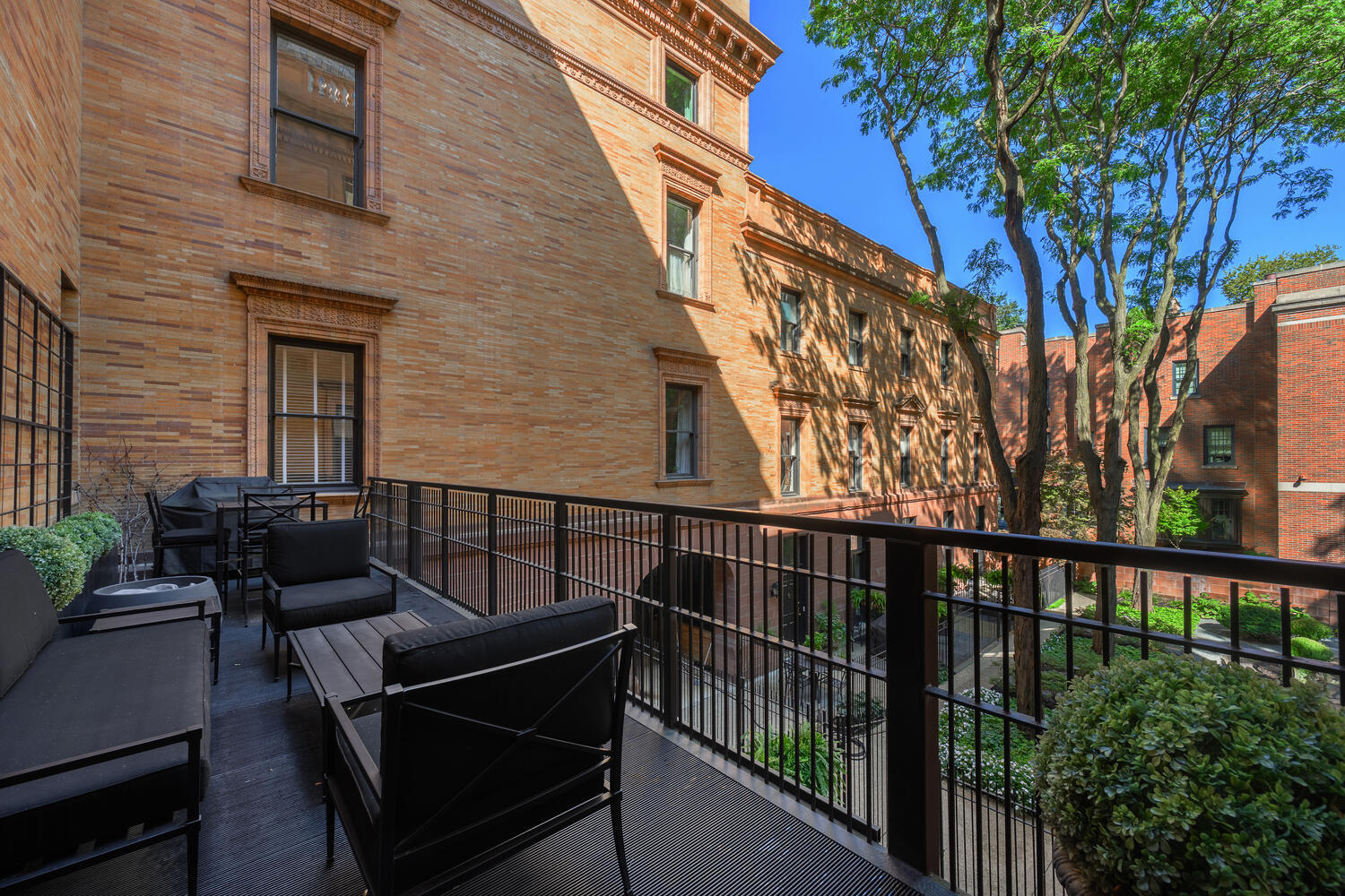 1500 North Astor Street, Unit 6 Chicago, IL 60610 - Photo 24 of 39 a view of a balcony with chairs