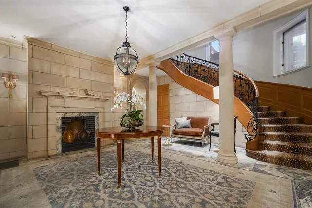 $3,300,000 | 1500 North Astor Street, Unit 6, Chicago, IL 60610