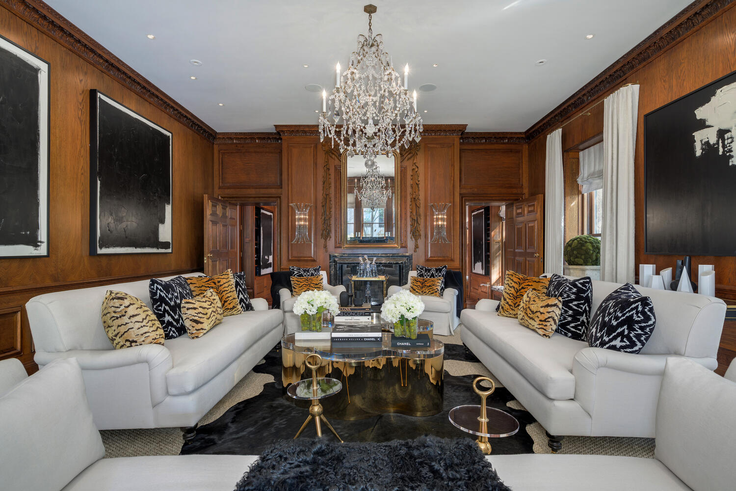 1500 North Astor Street, Unit 6 Chicago, IL 60610 - Photo 10 of 39 a living room with furniture and a large window