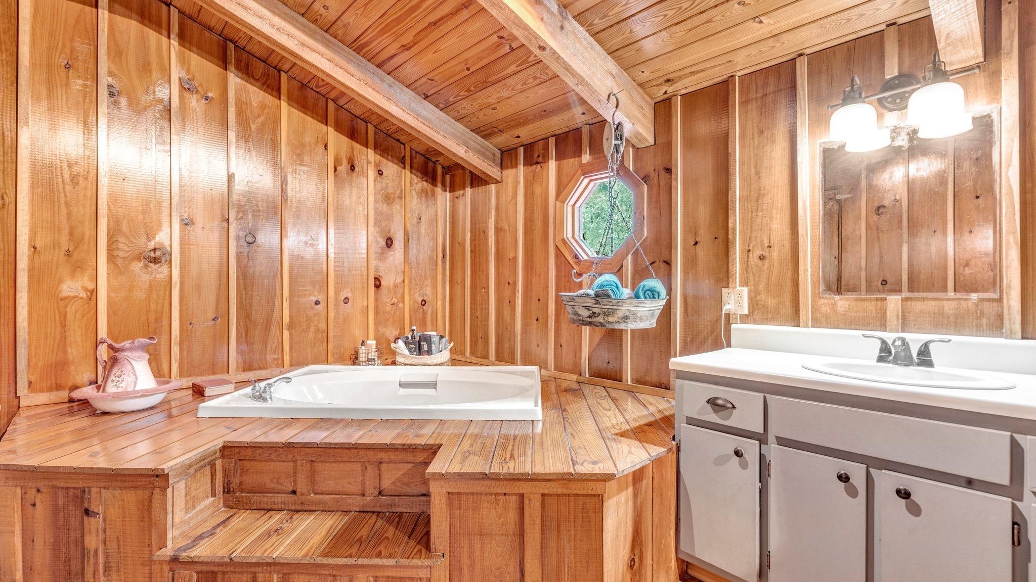 1678 Reliance Road Tellico Plains, TN 37385 - Photo 20 of 50 20