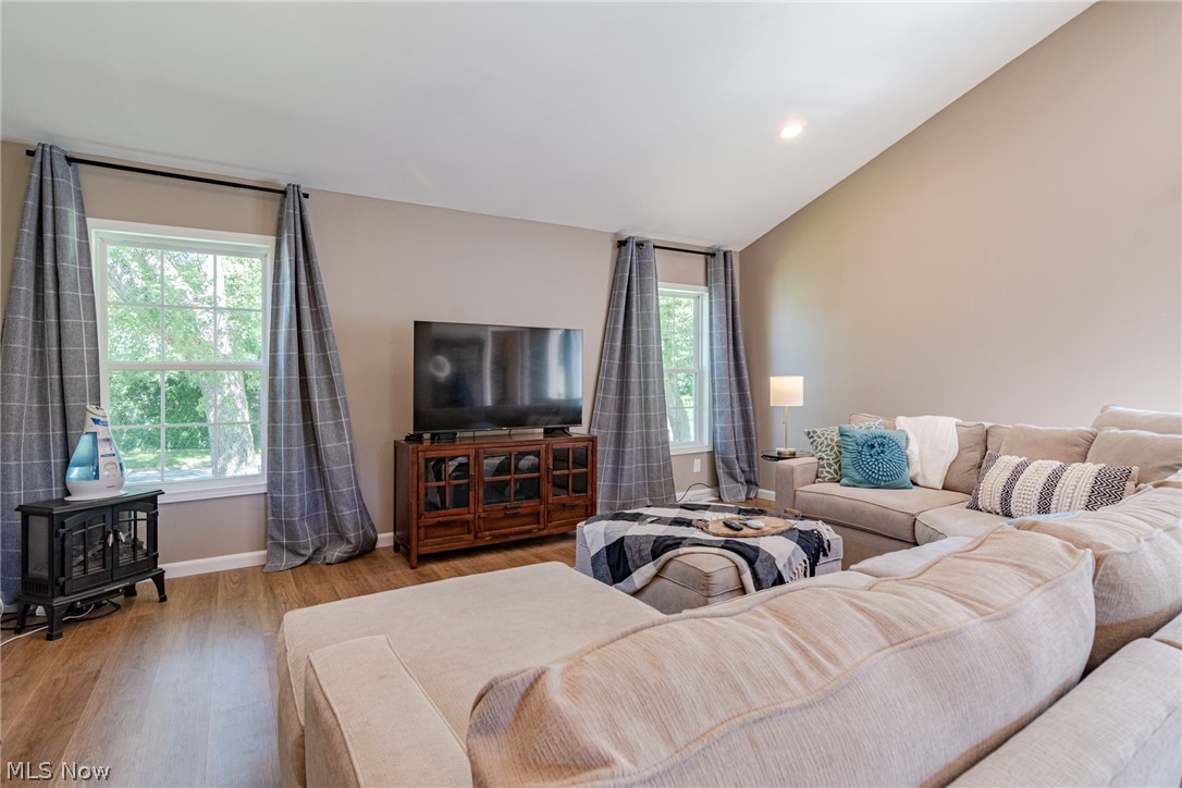 3566 Cummings Road Cleveland, OH 44118 - Photo 15 of 34 Gallery Image 15