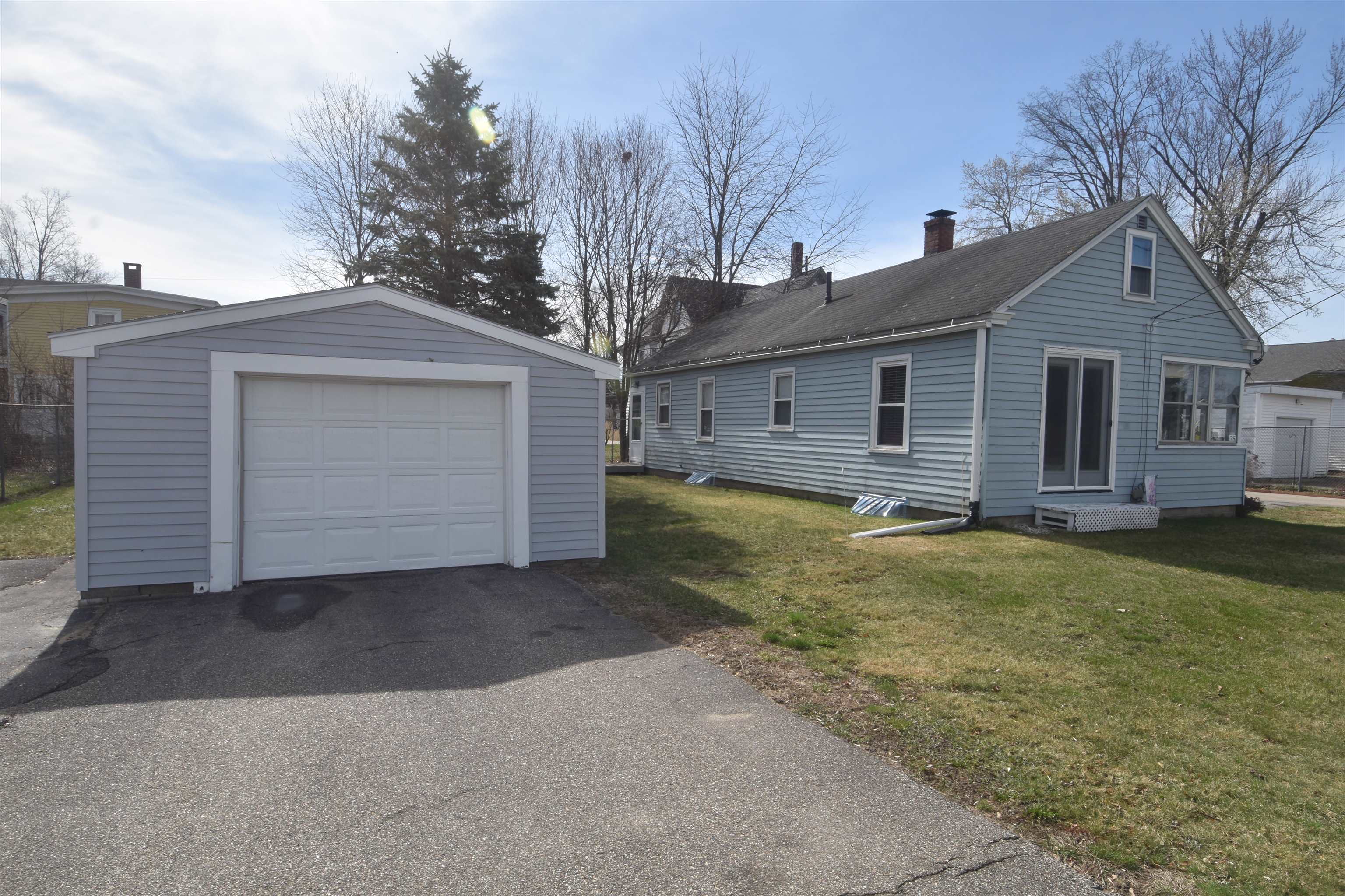 35 Olde Farm Lane Rochester, NH 03867 - Photo 2 of 17