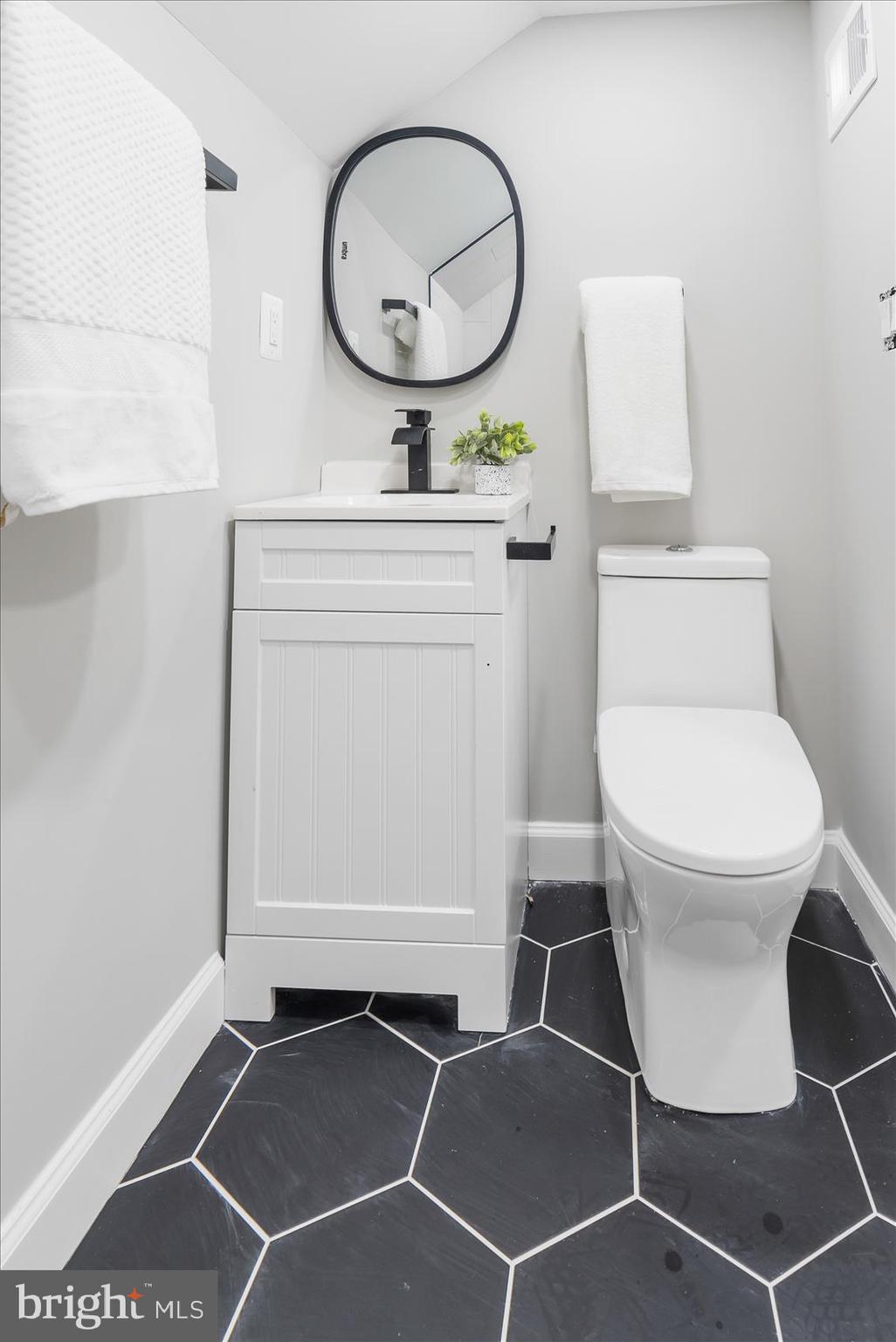 432 Shipley Road Linthicum Heights, MD 21090 - Photo 30 of 47 Gallery Image 30