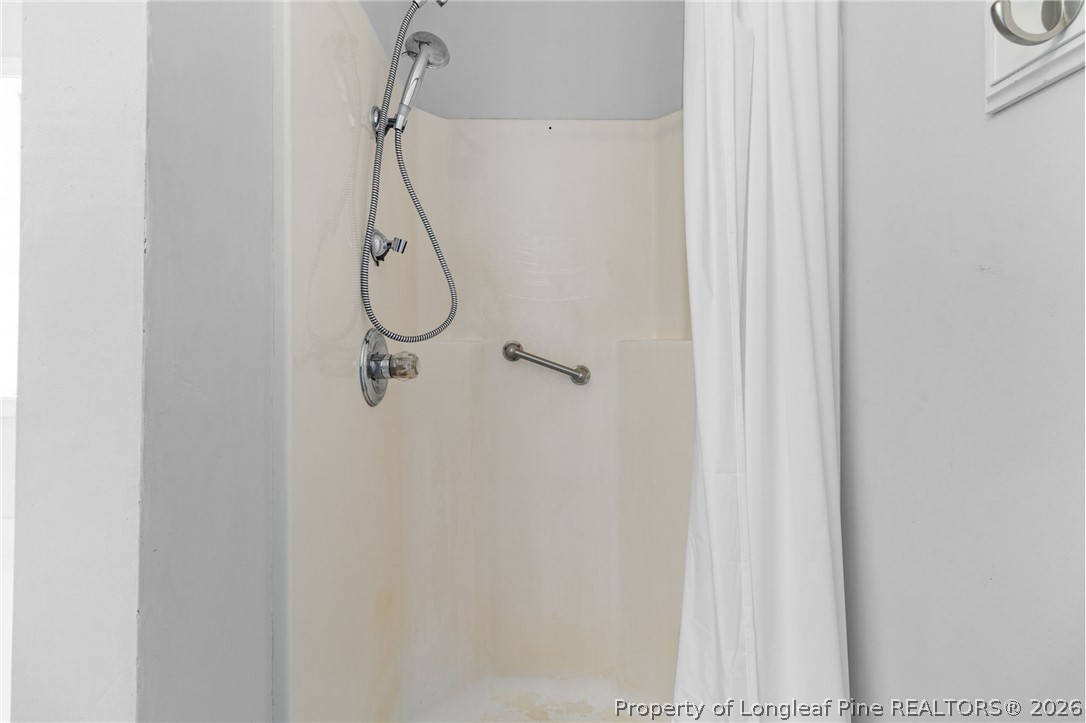 178 King Road Fayetteville, NC 28306 - Photo 23 of 42