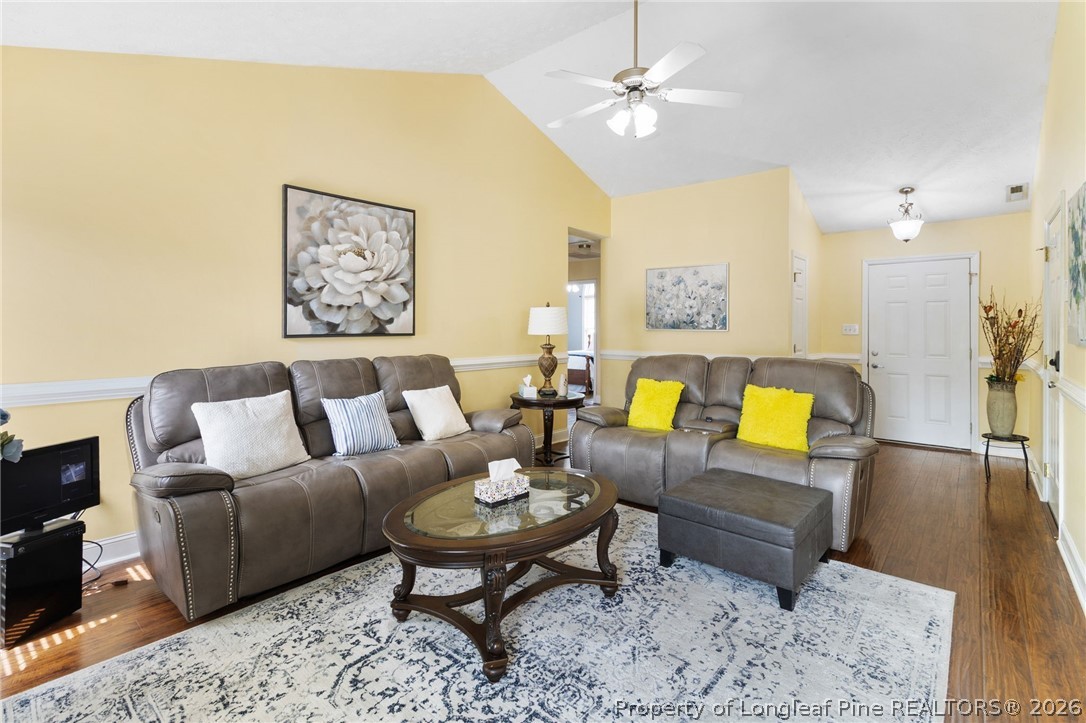 178 King Road Fayetteville, NC 28306 - Photo 7 of 42