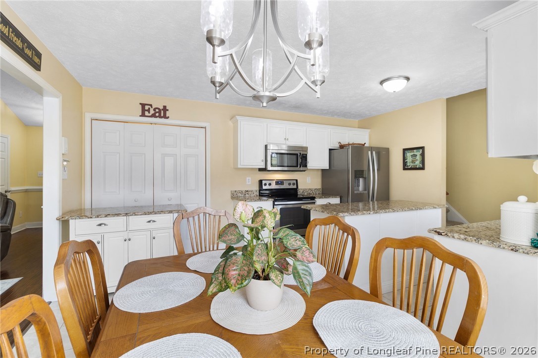 178 King Road Fayetteville, NC 28306 - Photo 9 of 42