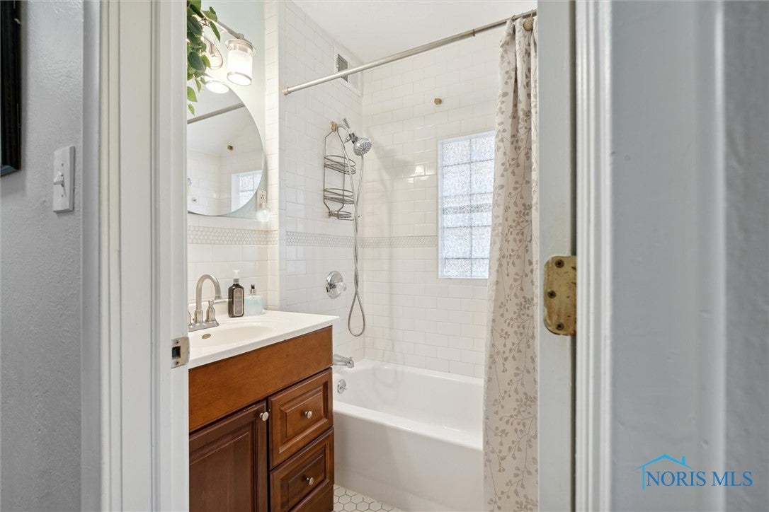 3844 Bowen Road Toledo, OH 43613 - Photo 19 of 36 Gallery Image 19