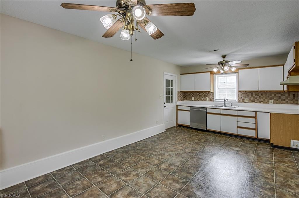 2211 Mack Road Asheboro, NC 27205 - Photo 7 of 30 Gallery Image 7