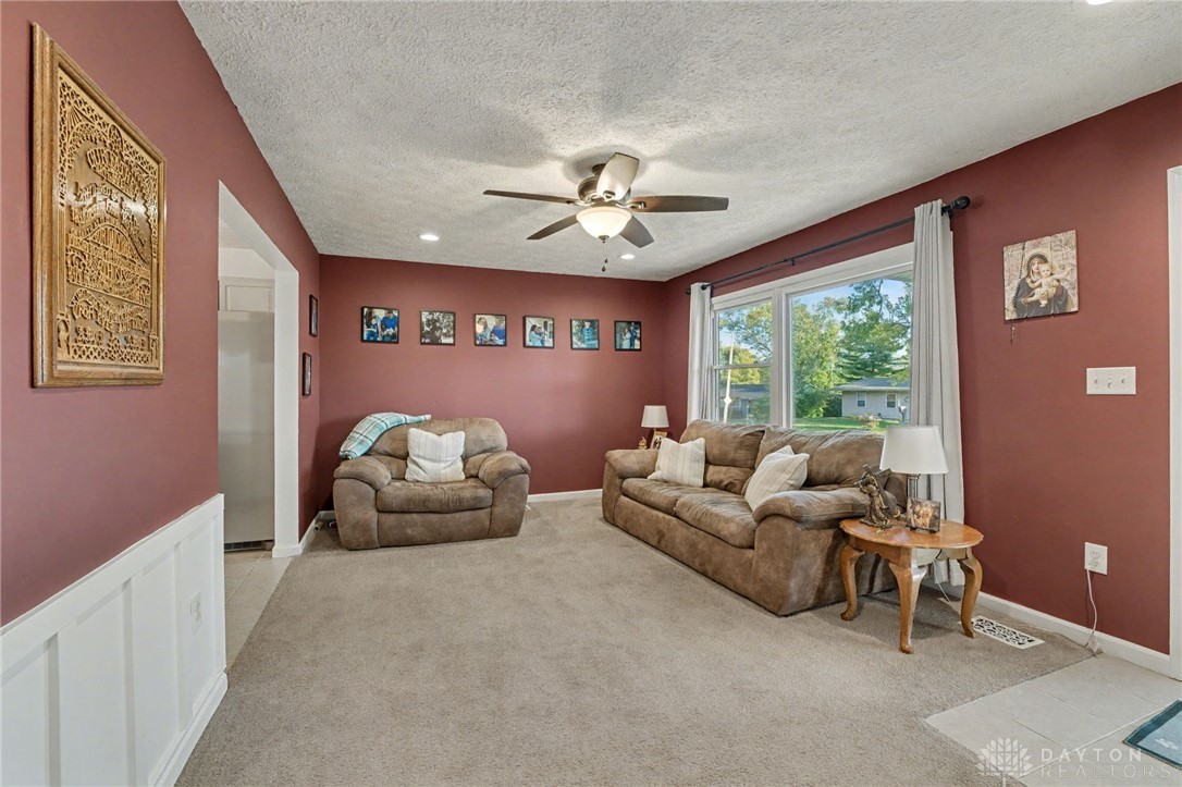 5778 Sharp Road Dayton, OH 45432 - Photo 5 of 29